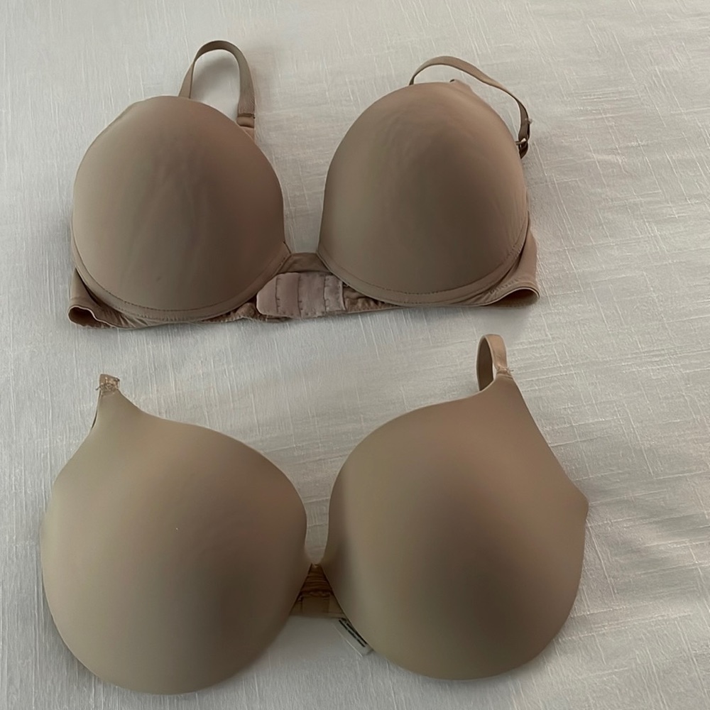 Two size 32D Calvin Klein bras